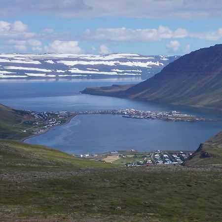 Litla Guesthouse Ísafjörður Buitenkant foto