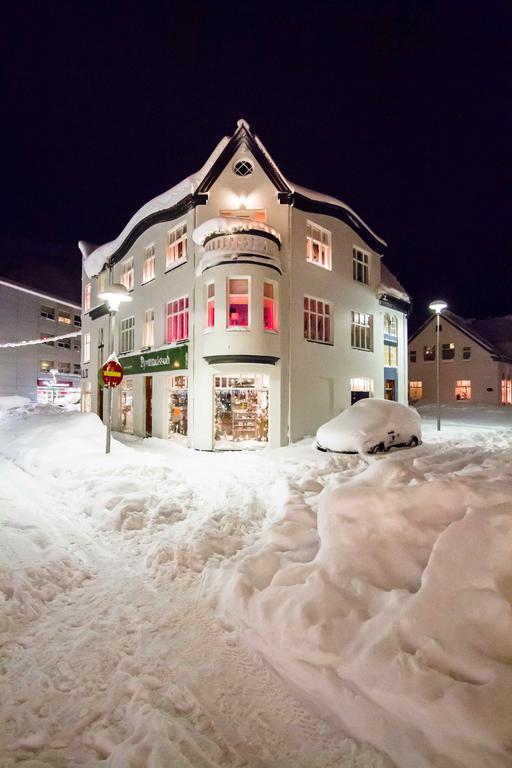 Litla Guesthouse Ísafjörður Buitenkant foto